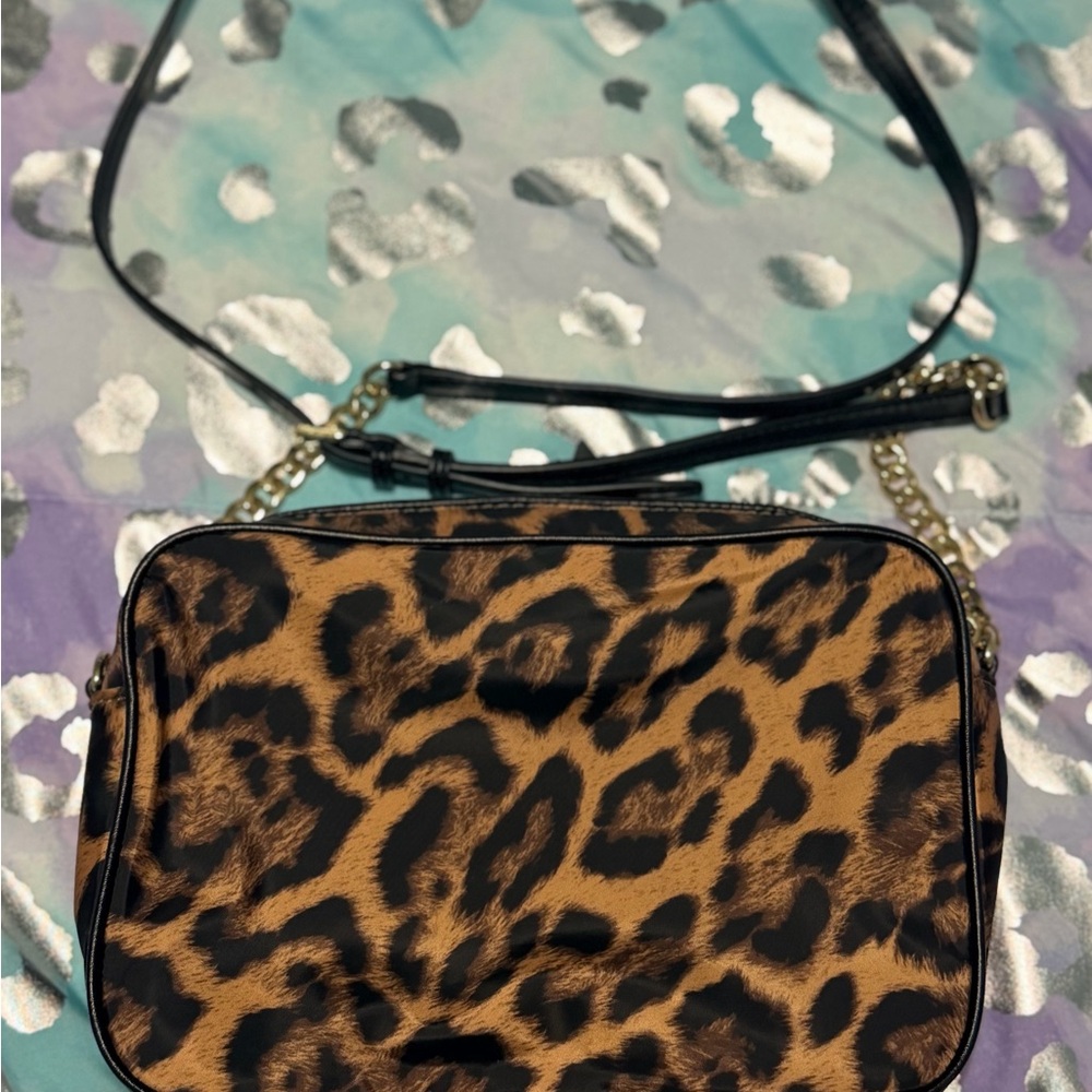 Michael Kors Leopard Print Crossbody in Brown and Black with Gold Hardware - Picture 2 of 4